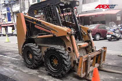 Skid Steer Loaders, Road Work Attachments And Apexway Solid Tires